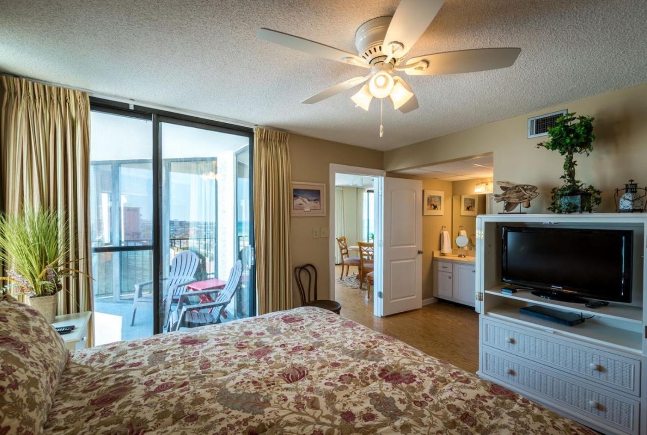 Aqua Vista E606 Apartment *